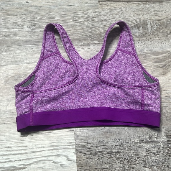 Women’s Purple Nike Pro Dry Fit Sports Bra size M - Picture 2 of 4